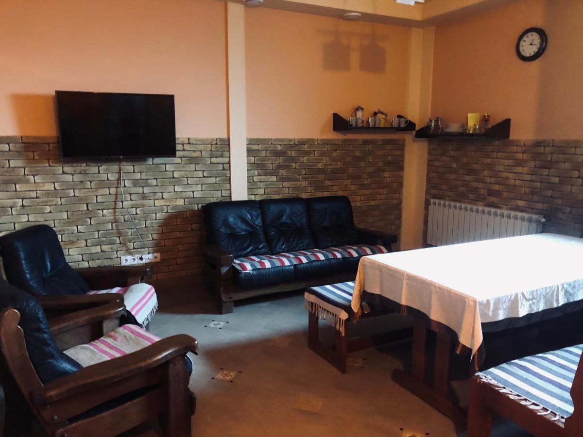 Карпаты Хуст Экстерьер фото